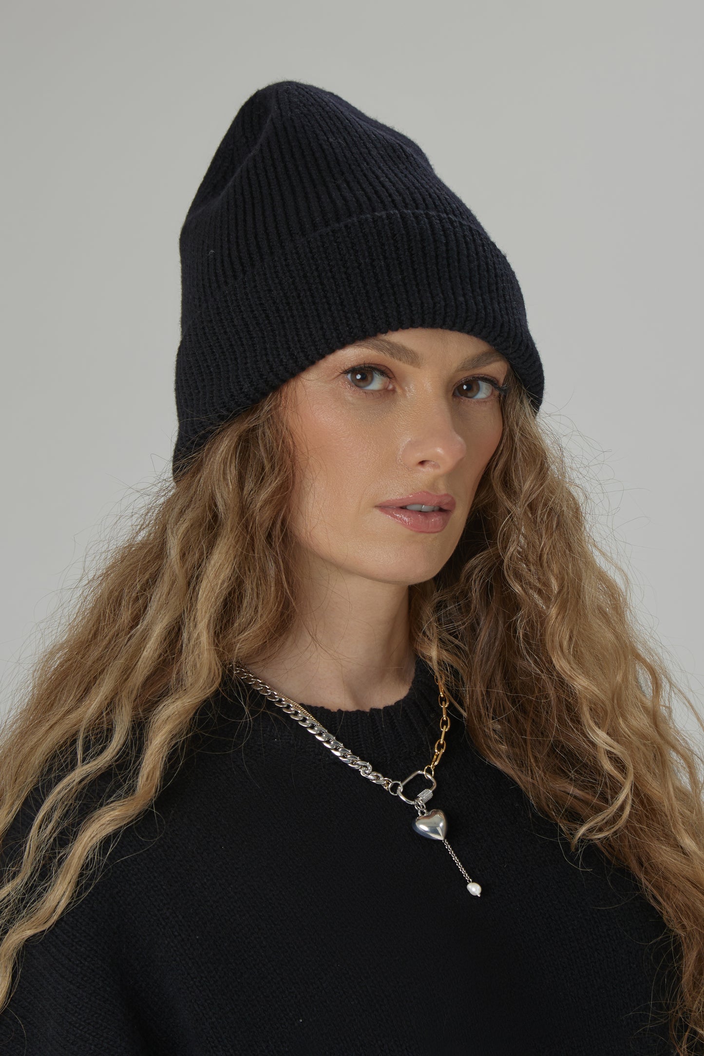 Merino wool beanie ISLAND