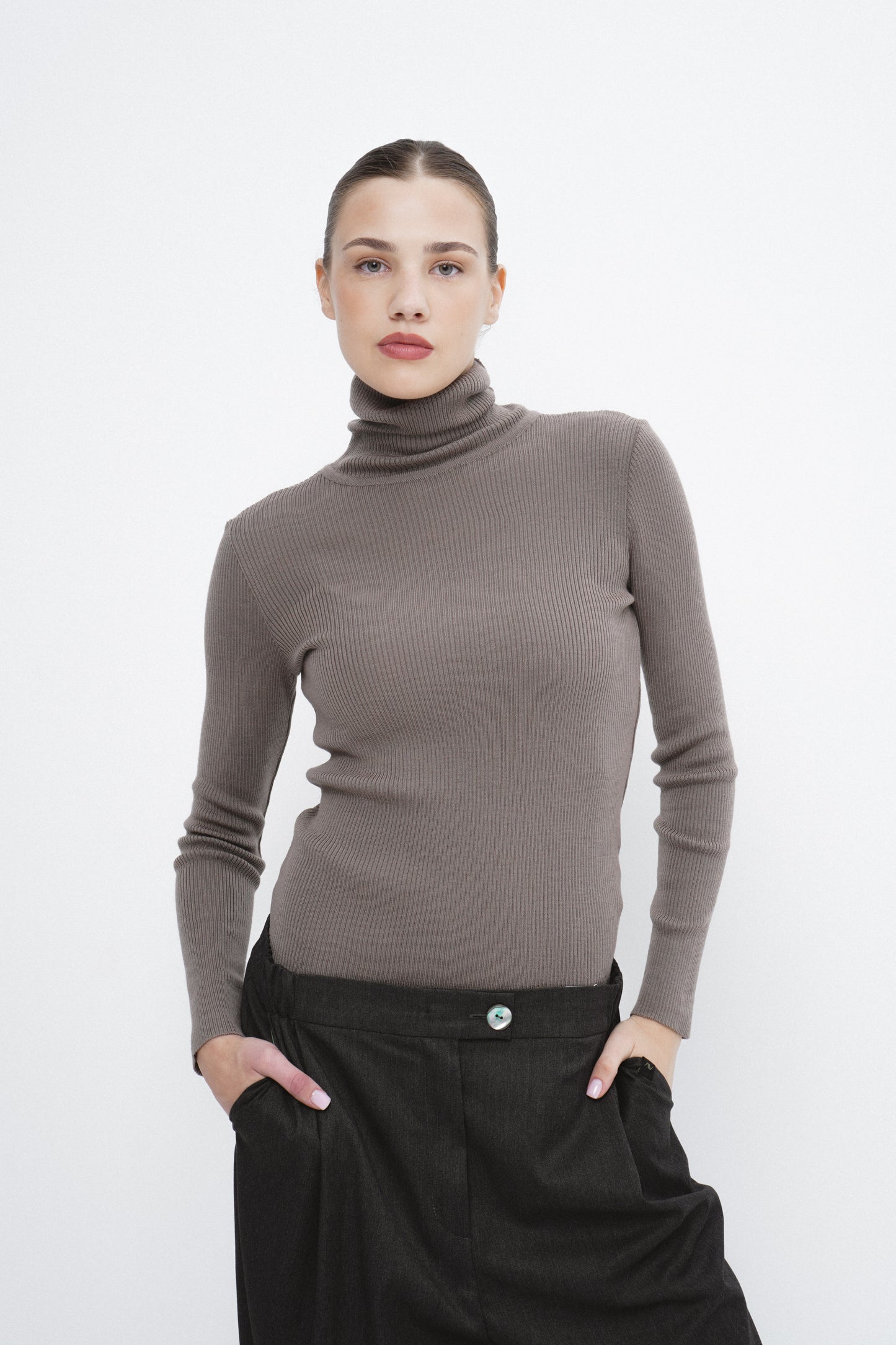 Merino wool turtleneck SKYE