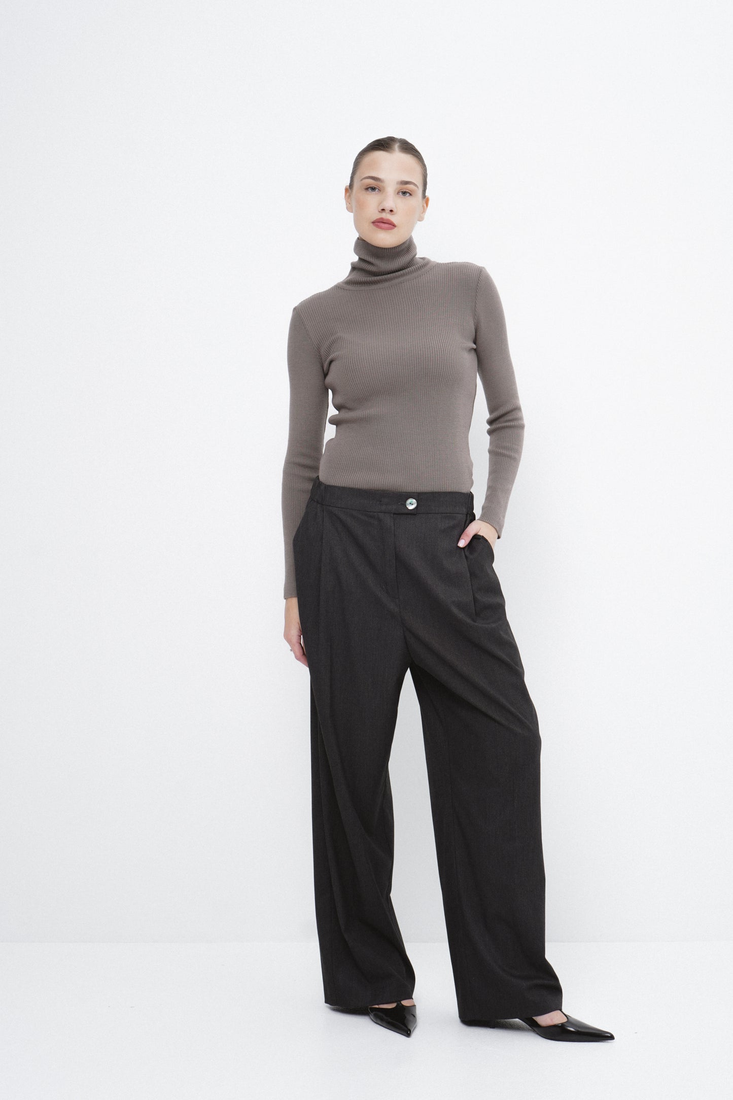 Merino wool turtleneck SKYE